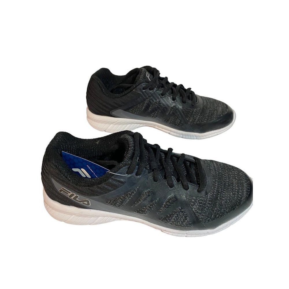 NWT FILA Men Running Sneakers Size 7.5 Black Gray and White